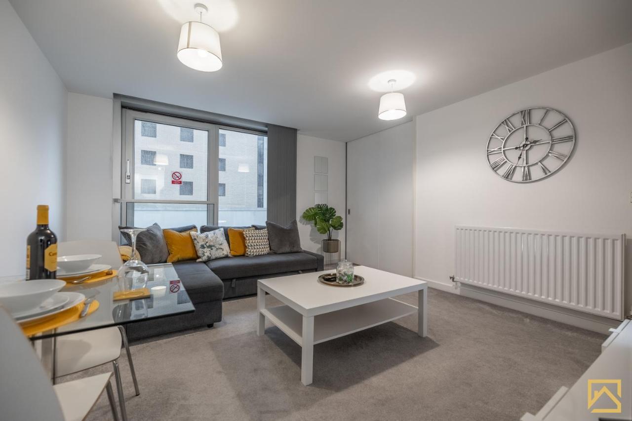 Modern 1 Bed In Central Mk, Free Parking, Smart Tv, Manhattan House By Valore Property Services Milton Keynes Extérieur photo